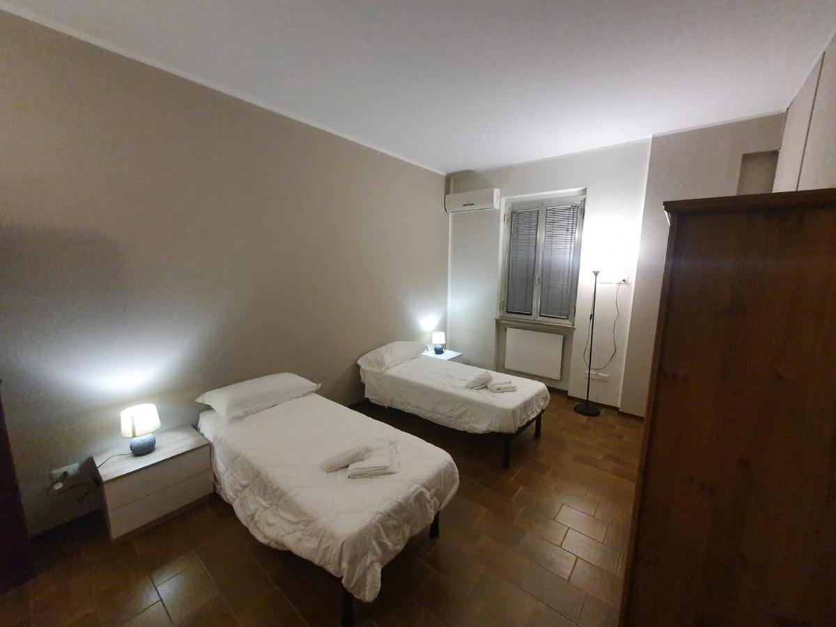Casa Tommaso Lägenhet Piacenza Exteriör bild