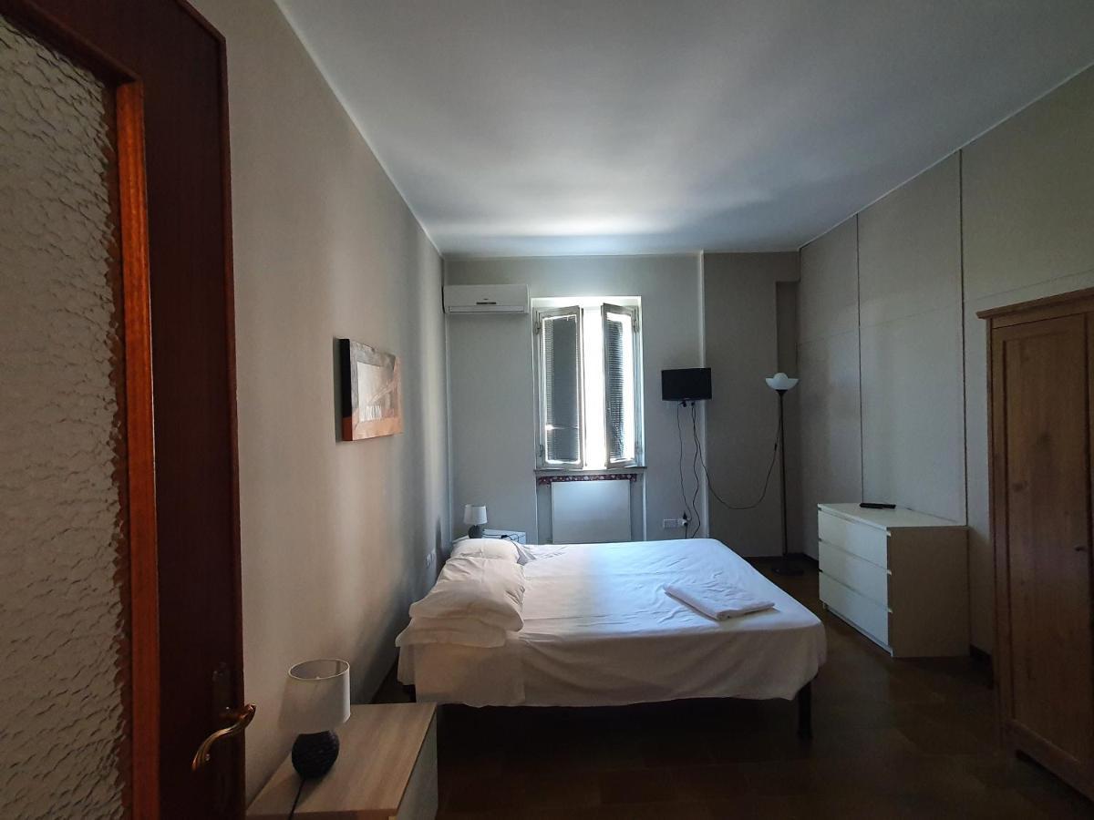 Casa Tommaso Lägenhet Piacenza Exteriör bild