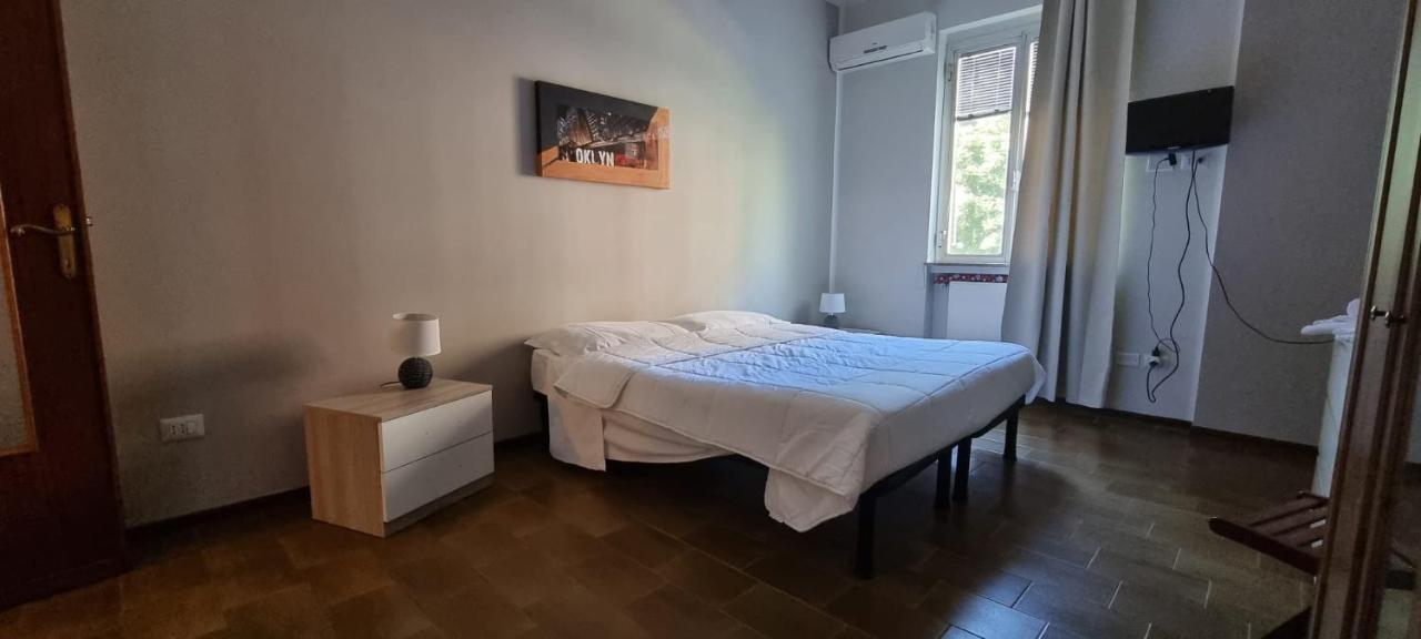 Casa Tommaso Lägenhet Piacenza Exteriör bild